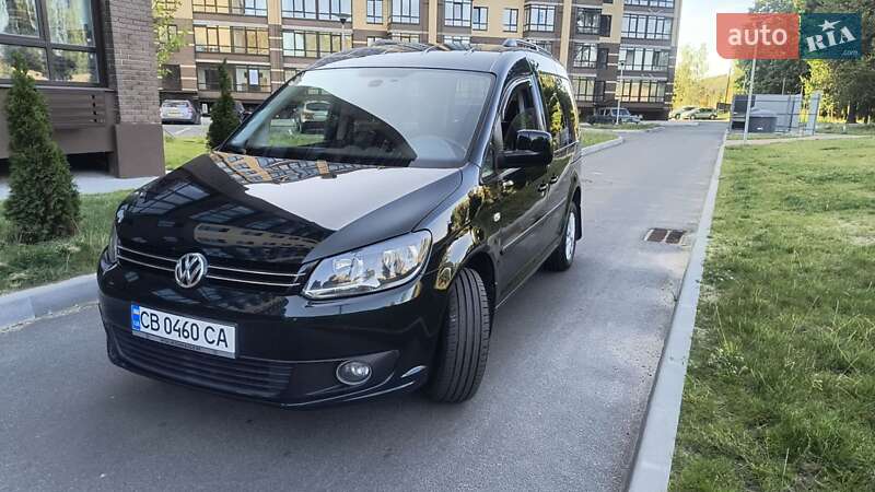 Мінівен Volkswagen Caddy 2011 в Чернігові