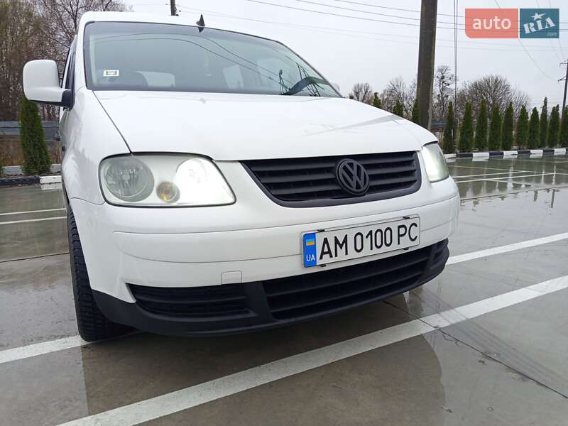 Минивэн Volkswagen Caddy 2005 в Звягеле