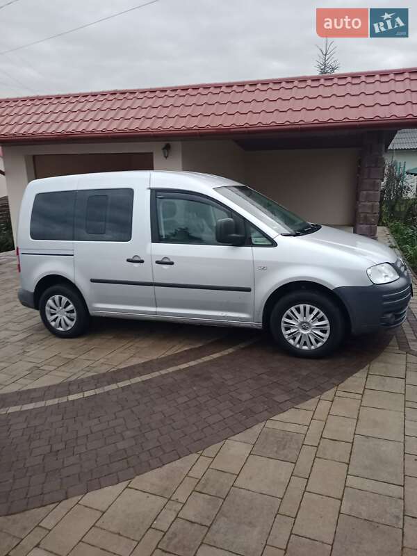 Мінівен Volkswagen Caddy 2010 в Львові фото 13 Мінівен Volkswagen Caddy 2010 в Львові