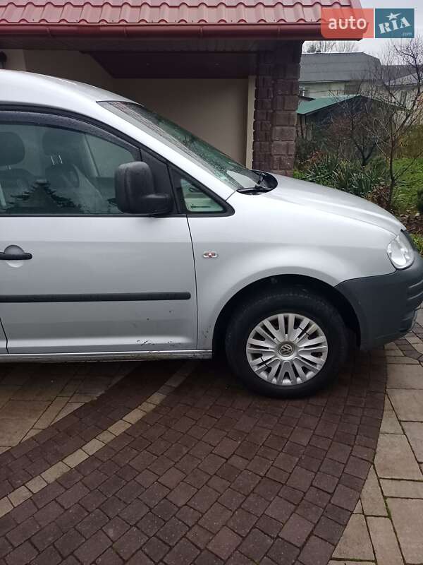 Мінівен Volkswagen Caddy 2010 в Львові фото 38 Мінівен Volkswagen Caddy 2010 в Львові