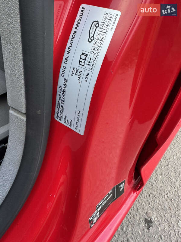 Минивэн Volkswagen Caddy 2008 в Ахтырке