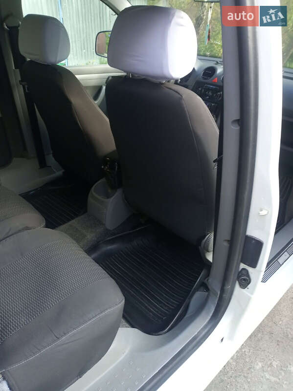Мінівен Volkswagen Caddy 2005 в Тернополі фото 5 Мінівен Volkswagen Caddy 2005 в Тернополі
