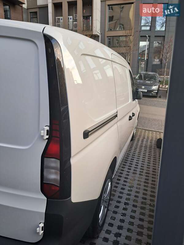 Минивэн Volkswagen Caddy 2025 в Киеве