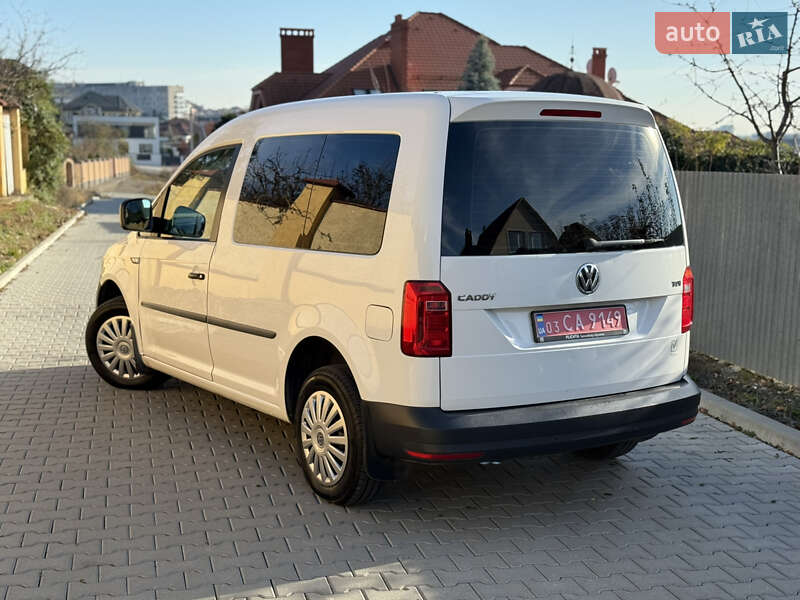Минивэн Volkswagen Caddy 2017 в Ужгороде