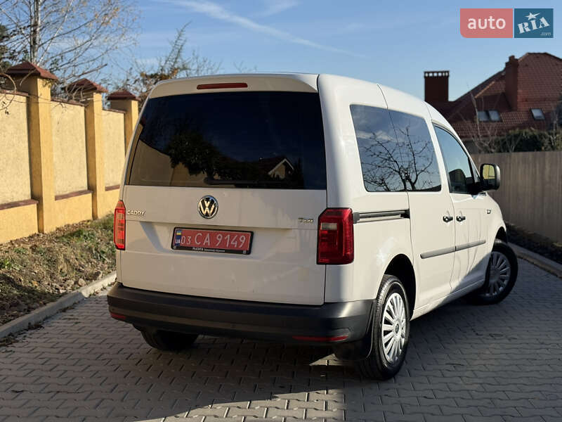 Минивэн Volkswagen Caddy 2017 в Ужгороде