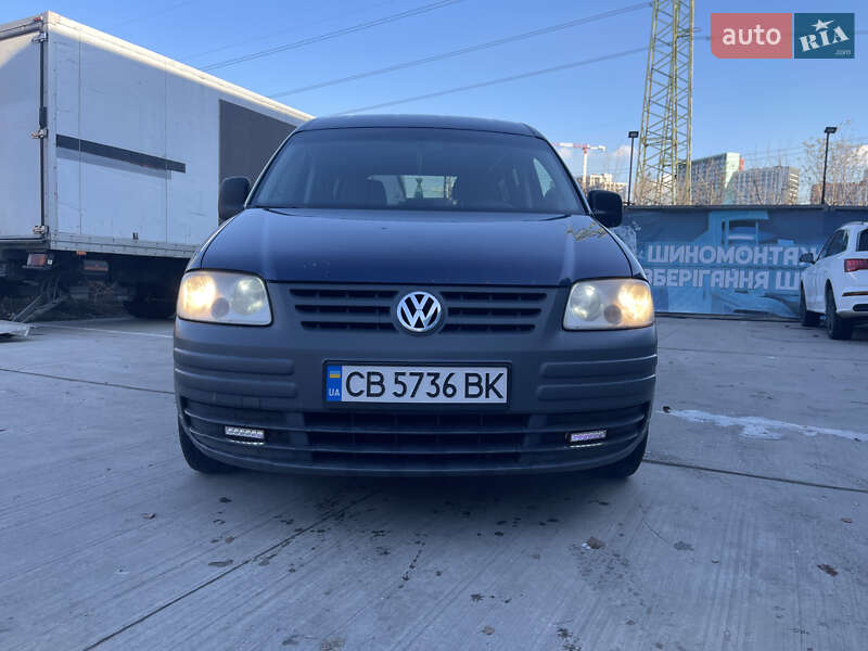 Минивэн Volkswagen Caddy 2008 в Киеве