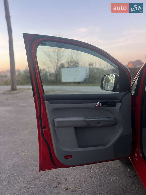 Минивэн Volkswagen Caddy 2009 в Виннице фото 14 Минивэн Volkswagen Caddy 2009 в Виннице