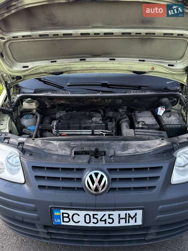 Минивэн Volkswagen Caddy 2008 в Львове