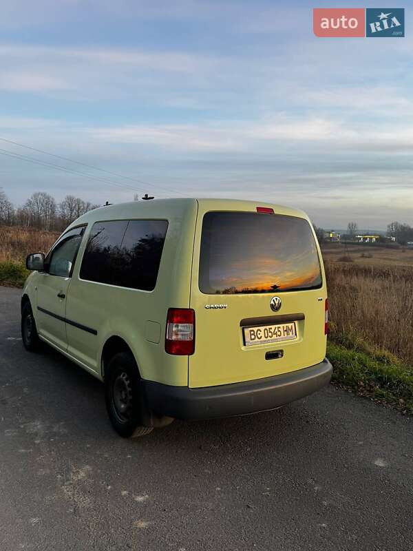 Минивэн Volkswagen Caddy 2008 в Львове