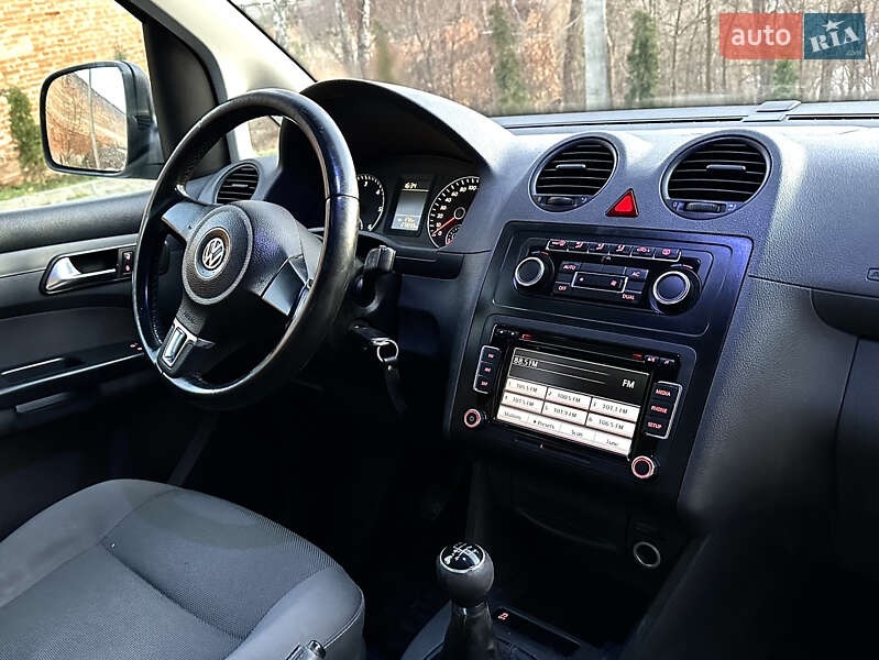 Мінівен Volkswagen Caddy 2010 в Тернополі фото 19 Мінівен Volkswagen Caddy 2010 в Тернополі
