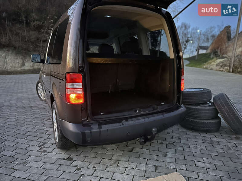 Мінівен Volkswagen Caddy 2010 в Тернополі фото 38 Мінівен Volkswagen Caddy 2010 в Тернополі