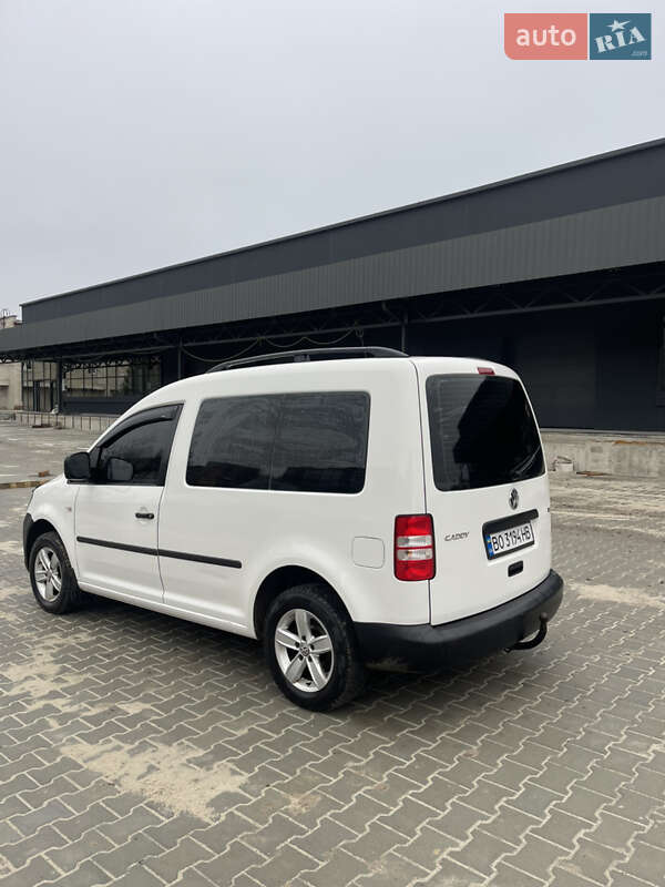 Минивэн Volkswagen Caddy 2014 в Тернополе