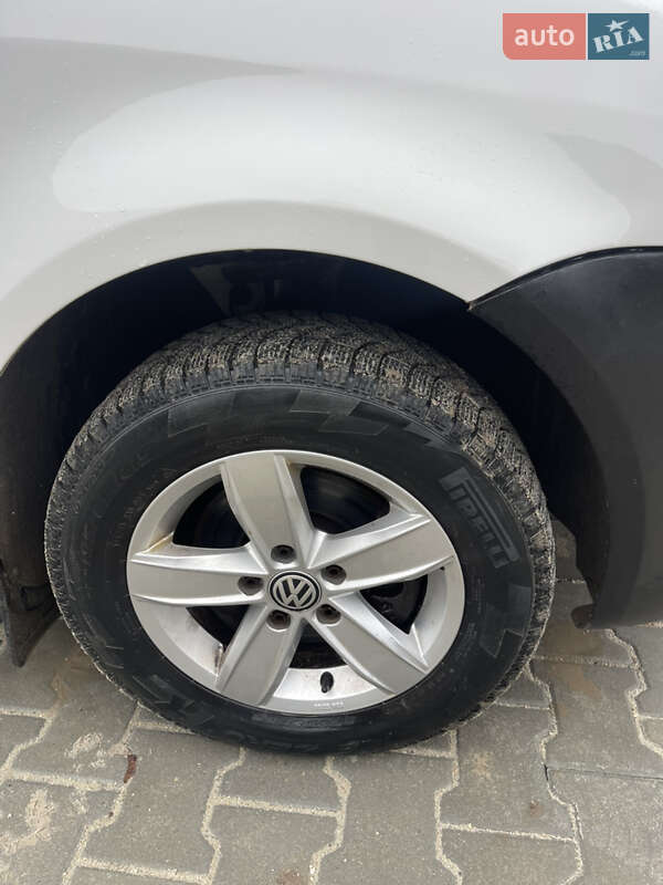 Минивэн Volkswagen Caddy 2014 в Тернополе
