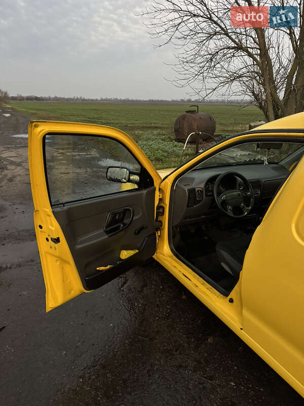 Минивэн Volkswagen Caddy 2003 в Кременчуге фото 7 Минивэн Volkswagen Caddy 2003 в Кременчуге