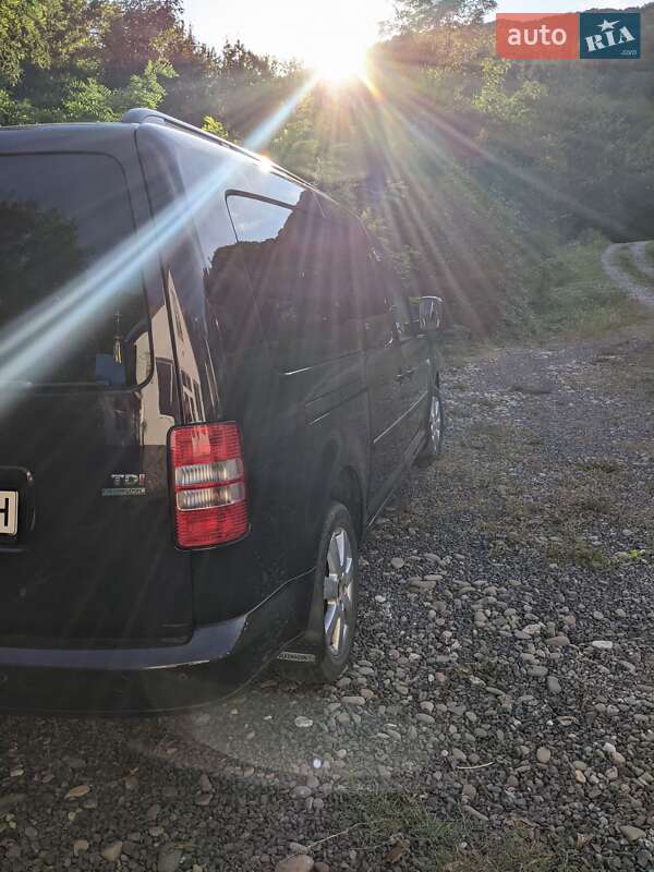 Минивэн Volkswagen Caddy 2013 в Хусте