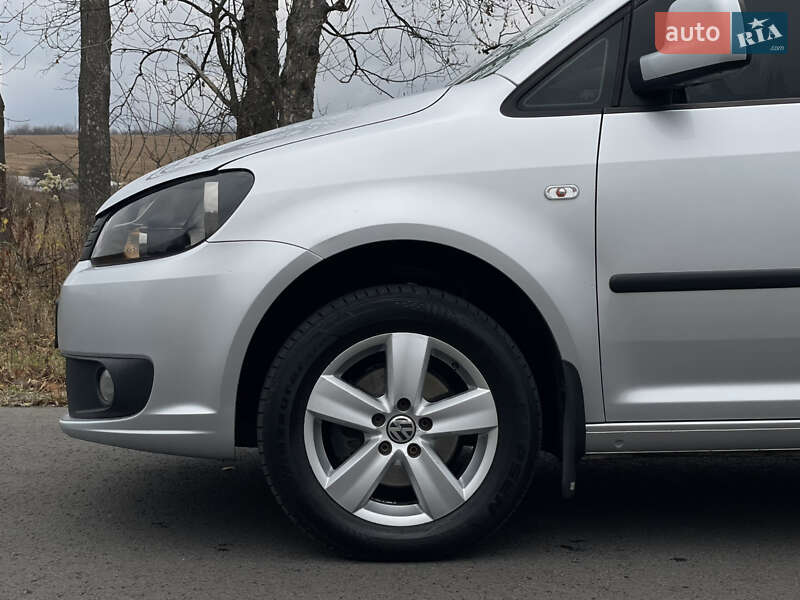 Мінівен Volkswagen Caddy 2013 в Львові