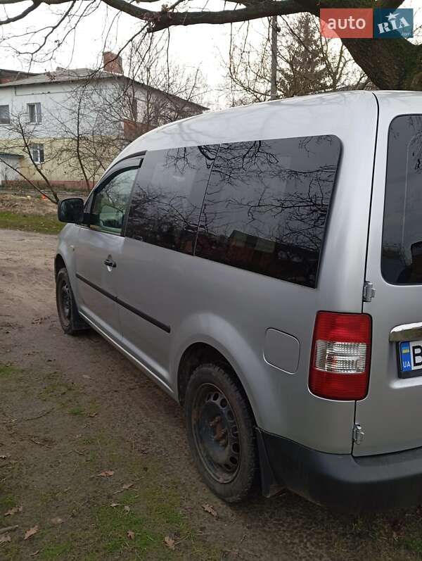 Минивэн Volkswagen Caddy 2006 в Новых Санжарах