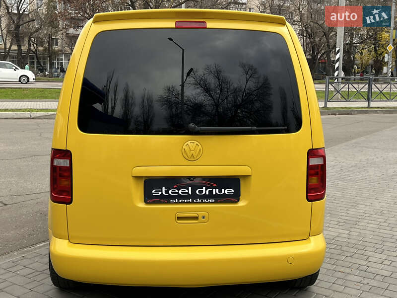 Минивэн Volkswagen Caddy 2004 в Николаеве
