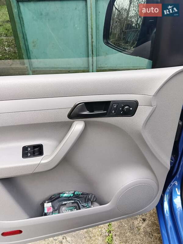 Мінівен Volkswagen Caddy 2008 в Одесі