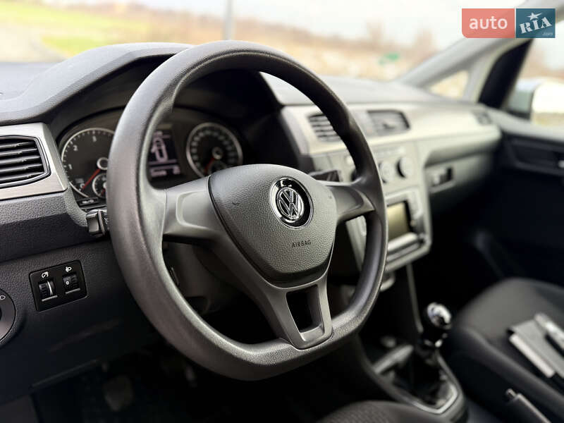 Мінівен Volkswagen Caddy 2020 в Рівному