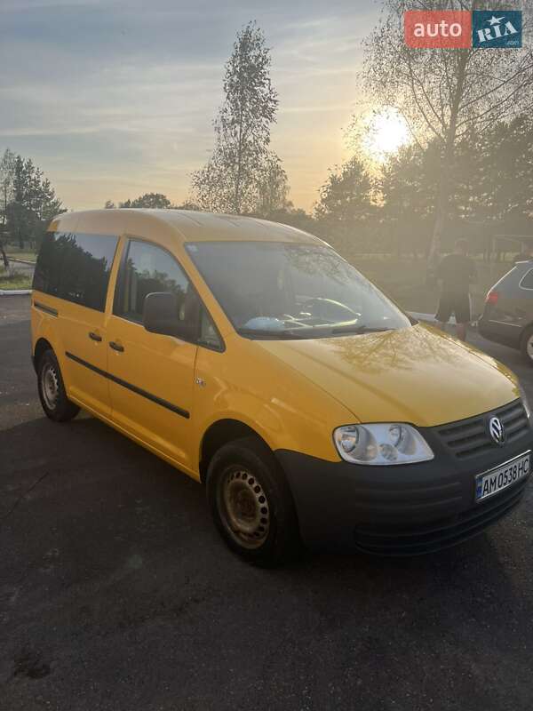 Мінівен Volkswagen Caddy 2006 в Кореці фото 3 Мінівен Volkswagen Caddy 2006 в Кореці