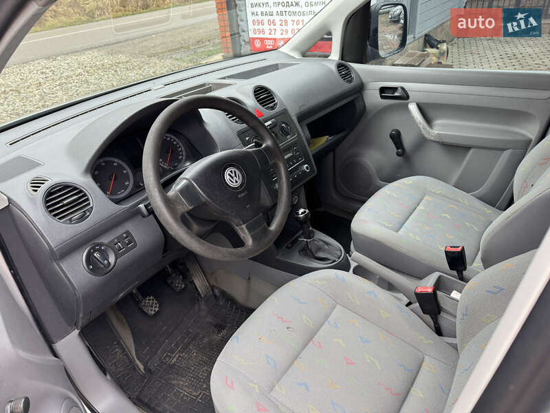 Мінівен Volkswagen Caddy 2006 в Тячеві