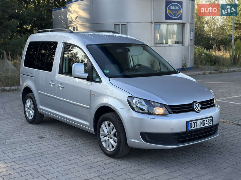 Мінівен Volkswagen Caddy 2014 в Львові