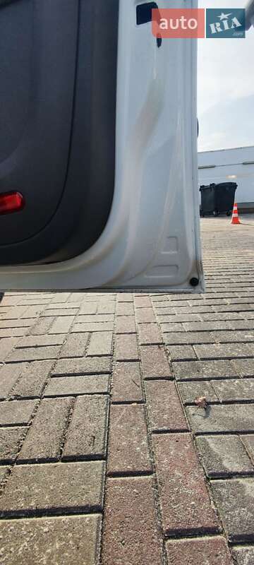 Грузовой фургон Volkswagen Caddy 2012 в Киеве фото 15 Грузовой фургон Volkswagen Caddy 2012 в Киеве