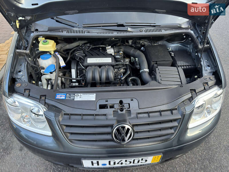 Мінівен Volkswagen Caddy 2009 в Вінниці