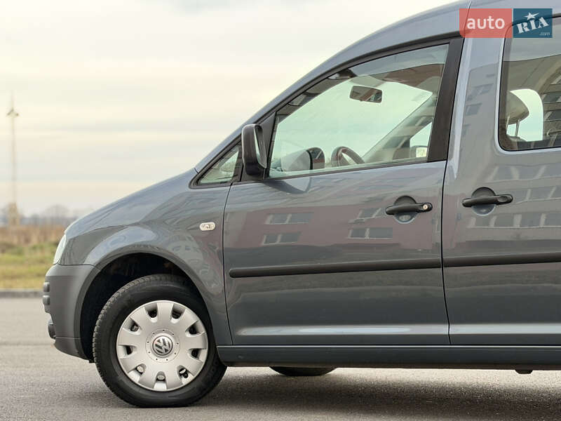 Минивэн Volkswagen Caddy 2006 в Виннице
