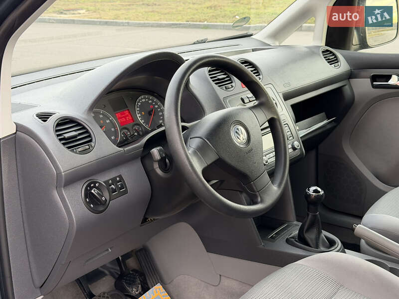 Минивэн Volkswagen Caddy 2006 в Виннице