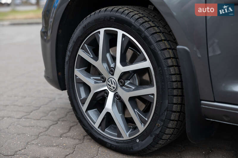 Мінівен Volkswagen Caddy 2016 в Луцьку
