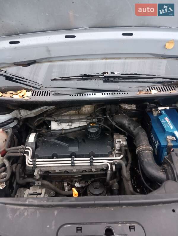 Минивэн Volkswagen Caddy 2004 в Глухове фото 5 Минивэн Volkswagen Caddy 2004 в Глухове