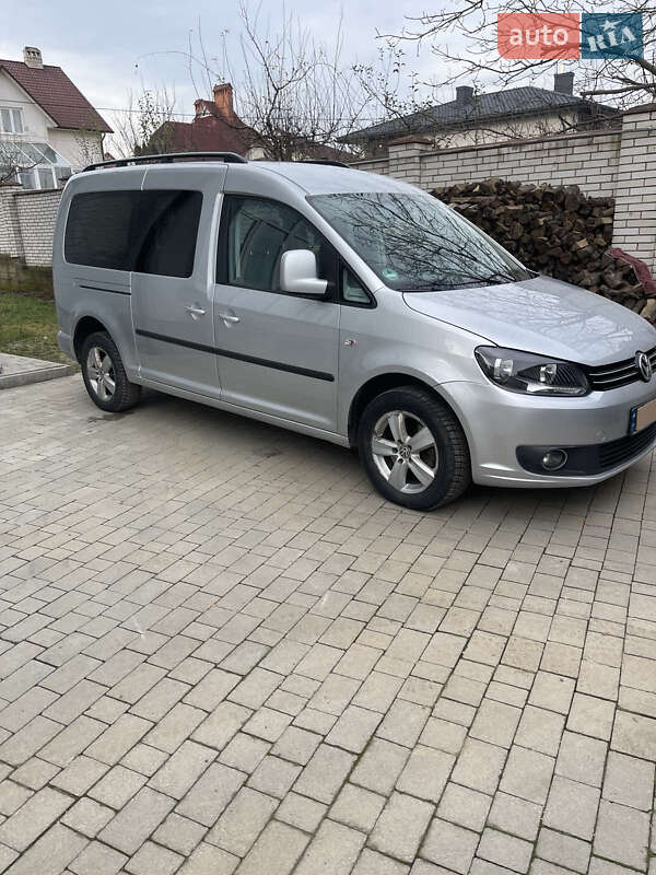 Мінівен Volkswagen Caddy 2014 в Чернівцях