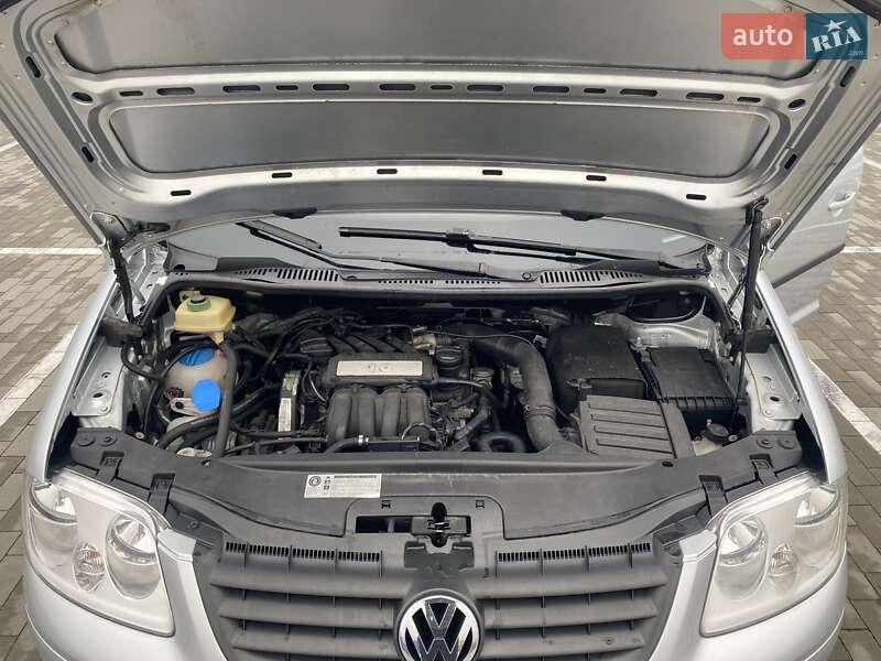 Мінівен Volkswagen Caddy 2009 в Вінниці