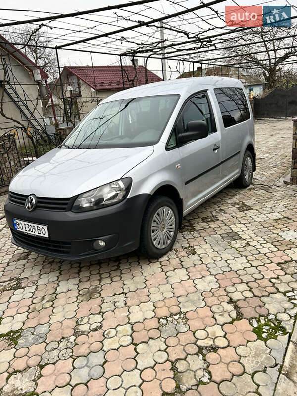 Минивэн Volkswagen Caddy 2010 в Толстом фото 23 Минивэн Volkswagen Caddy 2010 в Толстом