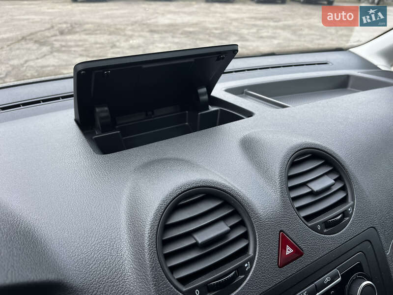 Мінівен Volkswagen Caddy 2014 в Луцьку