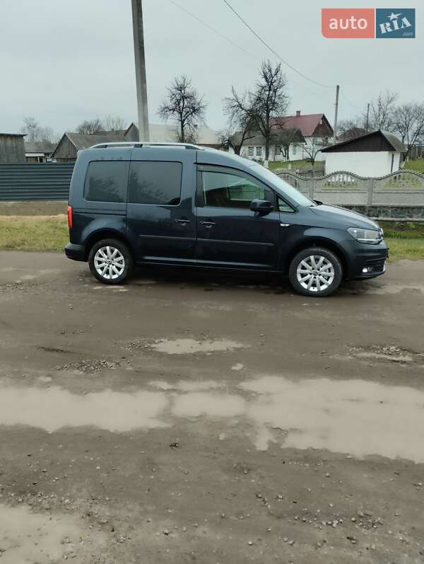 Мінівен Volkswagen Caddy 2016 в Рокитному