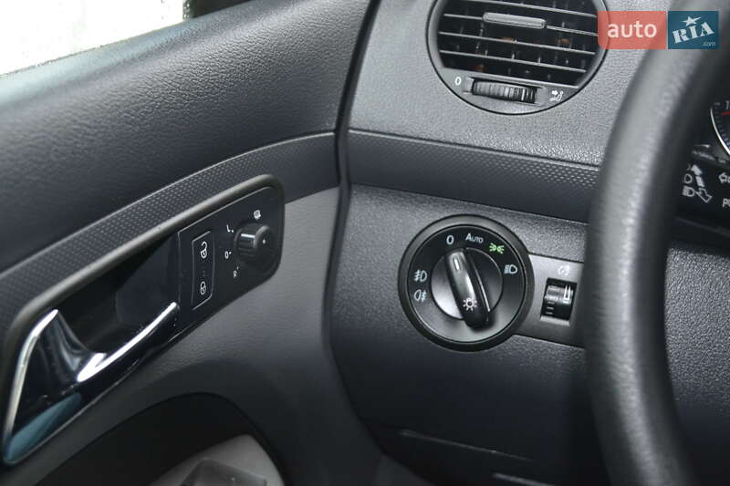 Мінівен Volkswagen Caddy 2010 в Вінниці