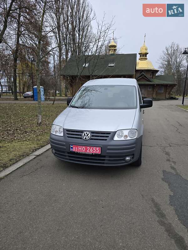 Мінівен Volkswagen Caddy 2009 в Києві