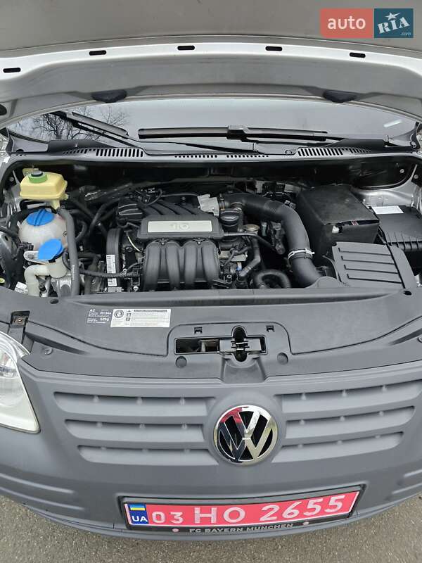 Мінівен Volkswagen Caddy 2009 в Києві