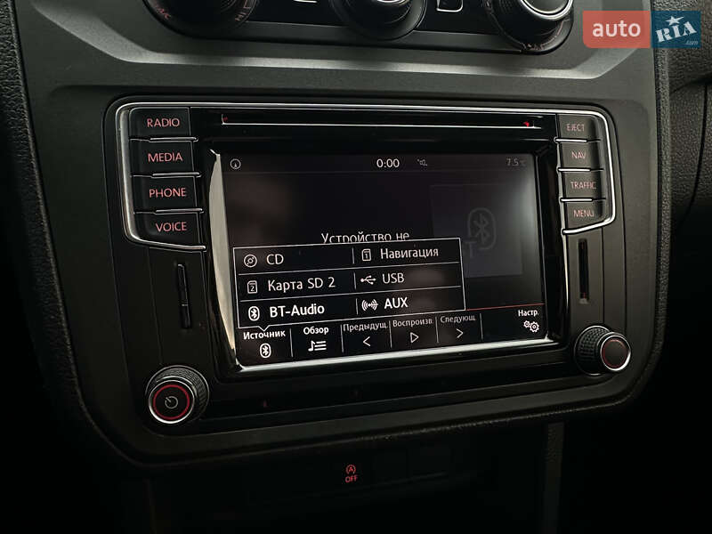 Вантажопасажирський фургон Volkswagen Caddy 2016 в Мукачевому