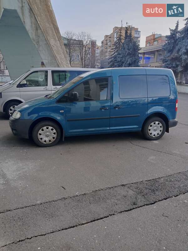 Минивэн Volkswagen Caddy 2010 в Полтаве
