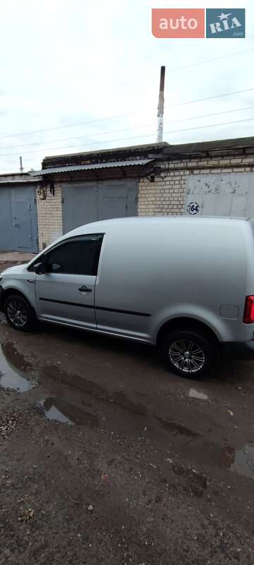 Вантажний фургон Volkswagen Caddy 2016 в Харкові