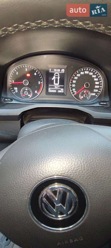 Вантажний фургон Volkswagen Caddy 2016 в Харкові