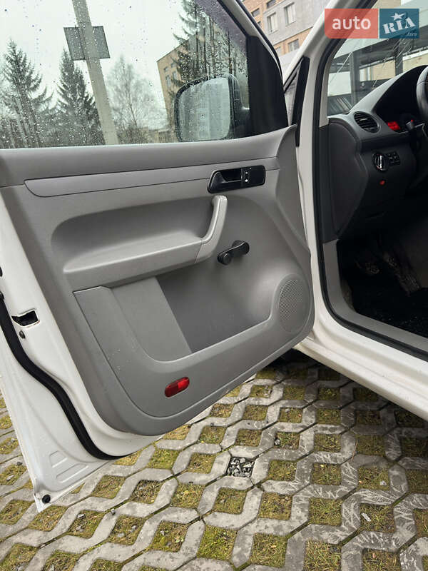 Мінівен Volkswagen Caddy 2006 в Тернополі фото 18 Мінівен Volkswagen Caddy 2006 в Тернополі