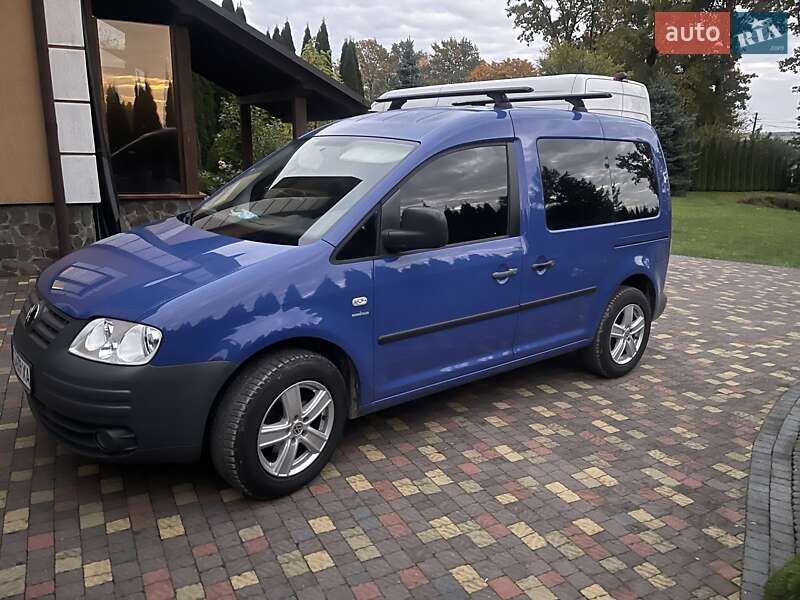 Минивэн Volkswagen Caddy 2006 в Мостиске