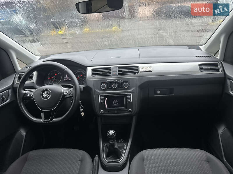 Мінівен Volkswagen Caddy 2016 в Києві фото 19 Мінівен Volkswagen Caddy 2016 в Києві
