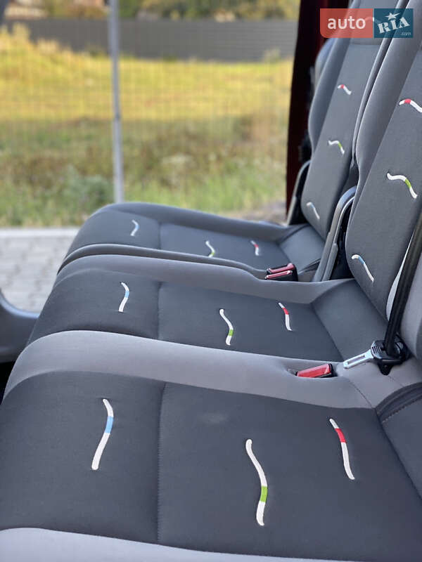 Минивэн Volkswagen Caddy 2008 в Нововолынске фото 18 Минивэн Volkswagen Caddy 2008 в Нововолынске