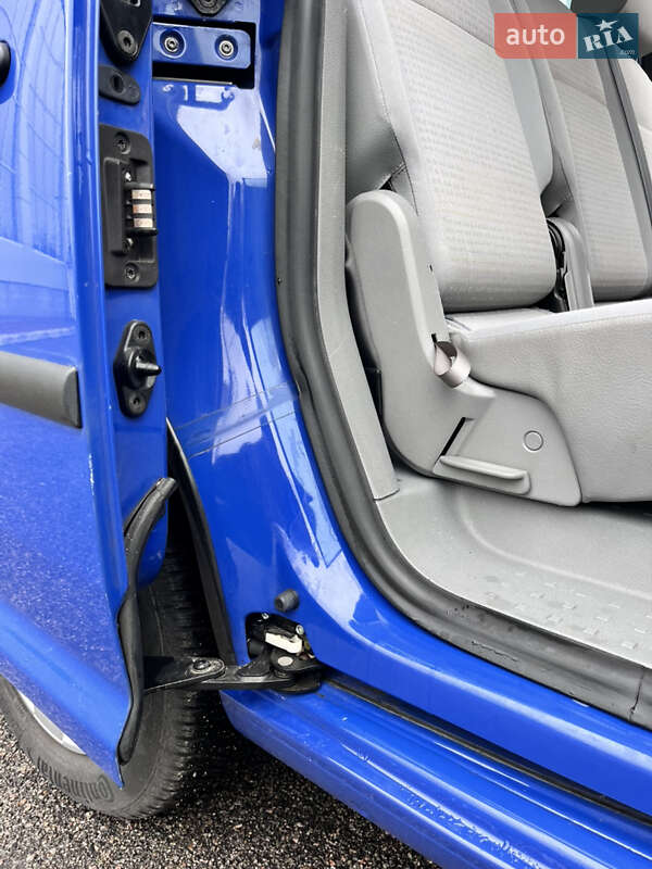 Минивэн Volkswagen Caddy 2005 в Белой Церкви фото 42 Минивэн Volkswagen Caddy 2005 в Белой Церкви